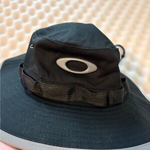 VTG Oakley Black Wide-Brim Hat